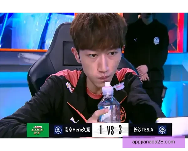 梅林精彩表现助阵球队4比1战胜马蒂尼 展现全面实力 梅林精彩表现助阵球队4比1战胜马蒂尼 展现全面实力