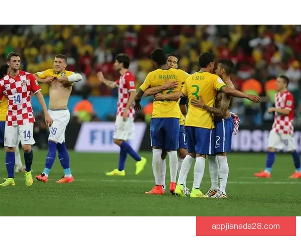 中巴世界杯焦点战：巴西逆转克罗地亚三比一获胜