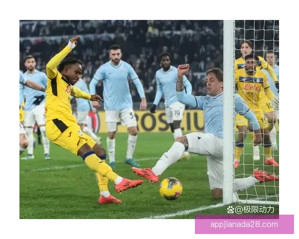 法兰克福B队女足鏖战安德尔纳女足双方顽强拼搏最终握手言和精彩对决引关注